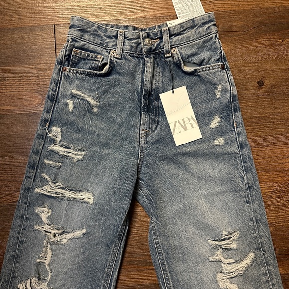 Zara High Wasted Jeans (NEW) - Picture 1 of 9